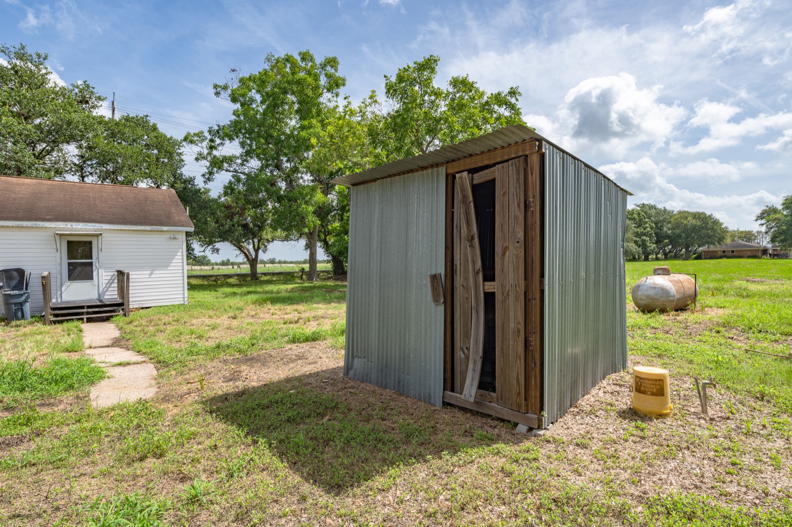 Randon School Road Acreage, metal shed and outbuilding