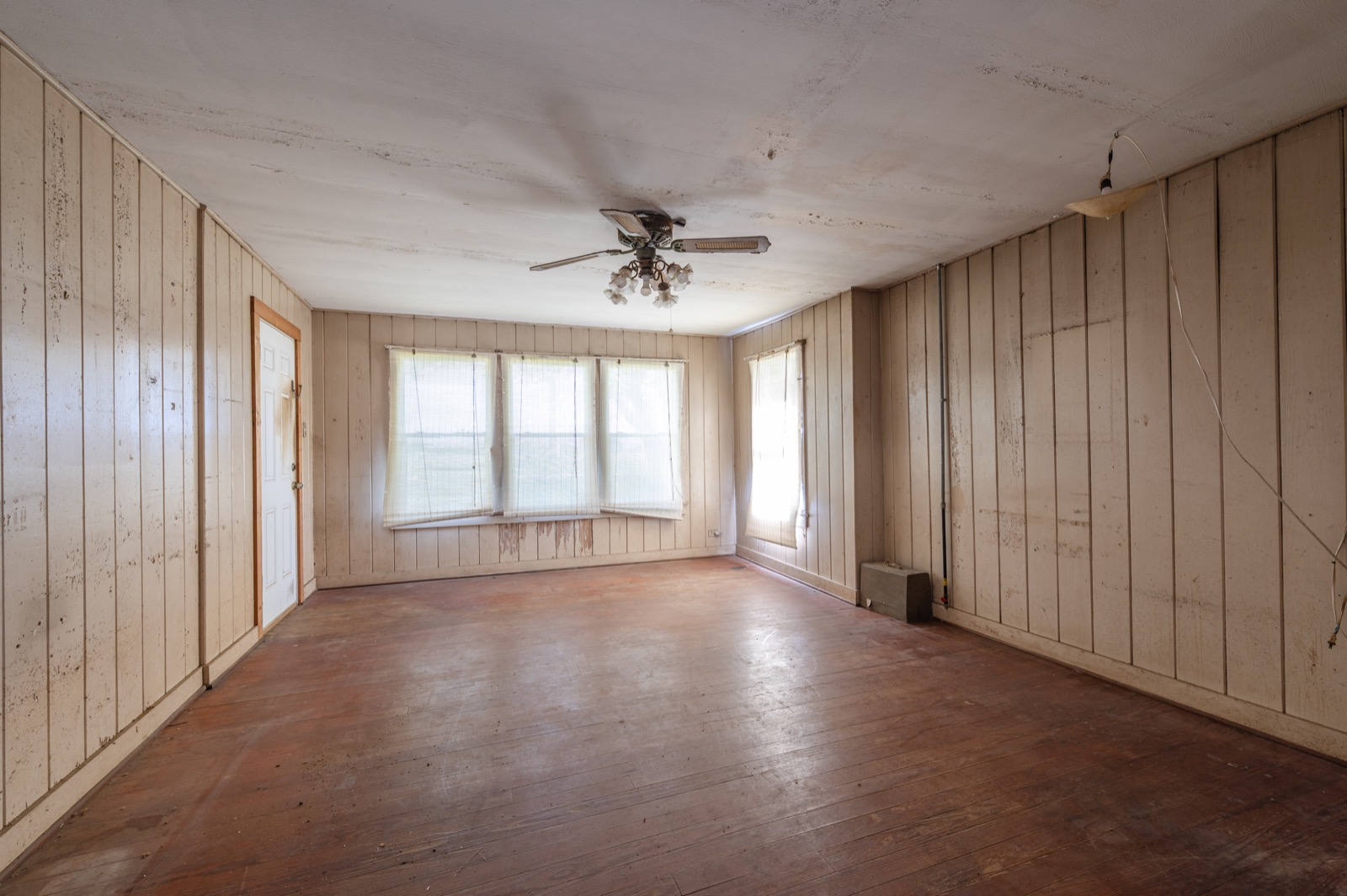 Randon School Road Acreage, farmhouse interior needing rehab